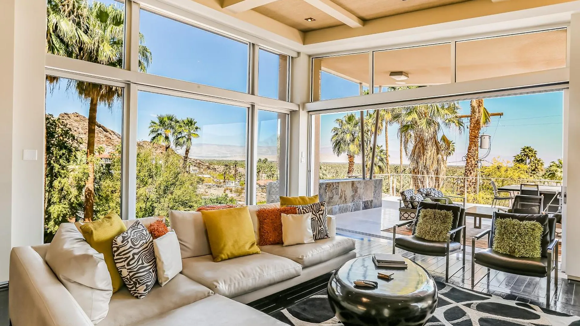The Lookout Permit# 4119 Villa Palm Springs